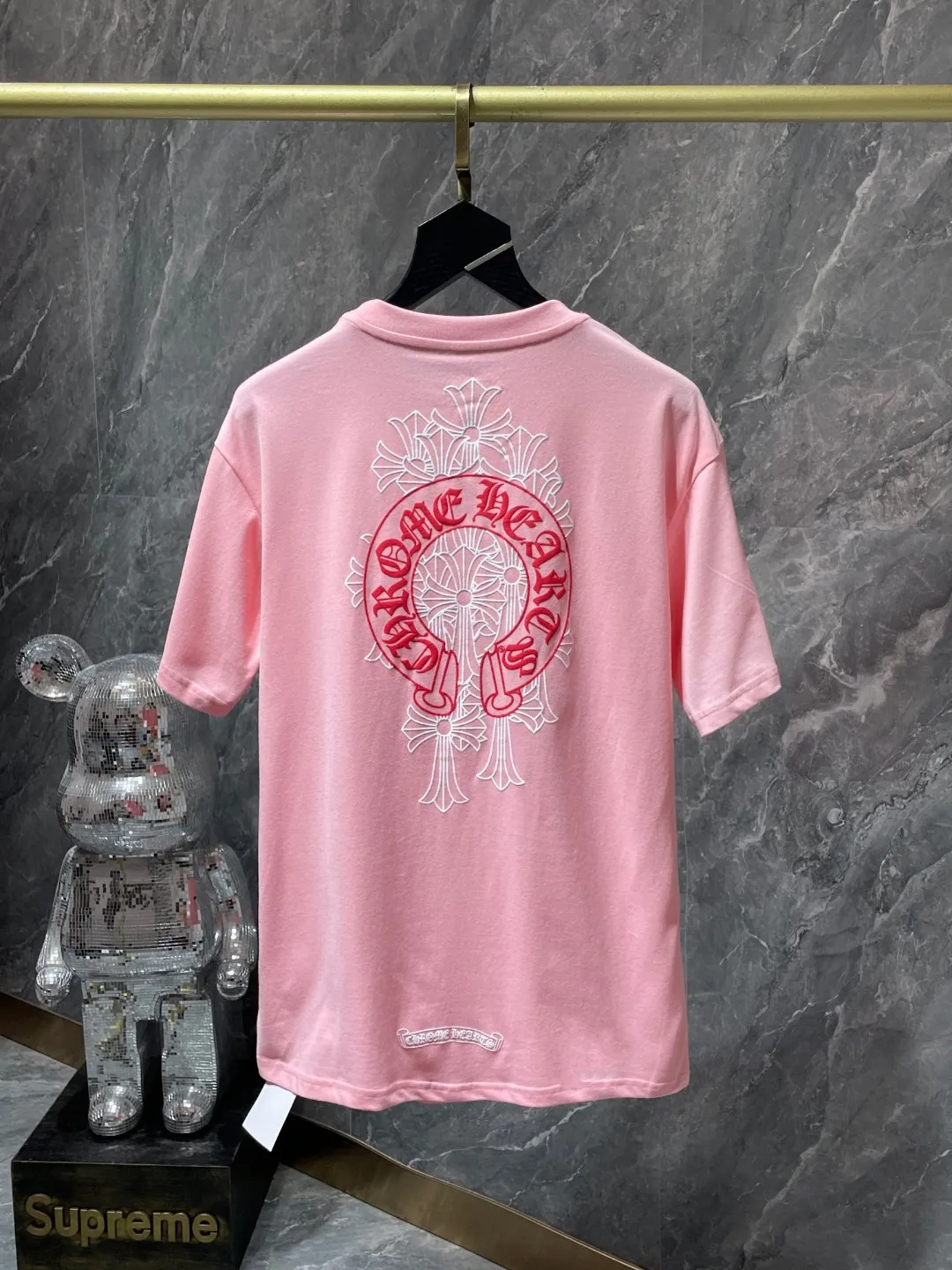 P140 ✨New arrival✨ Chrome Hearts 25ss High gram weight environmentally friendly high-quality top fabric 260g~270g Chrome classic phantom cross group red horse short sleeves Imported environmentally friendly glue printing and dyeing Counter synchronization 1:1 replica version 🌈Recommended colors: black white pink 🌈 Size: S, M, L, XL
